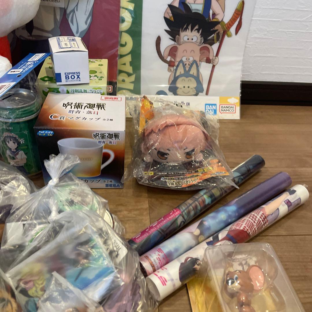 雑貨　アニメグッズ　大量　300点以上　まとめ売り　140サイズ