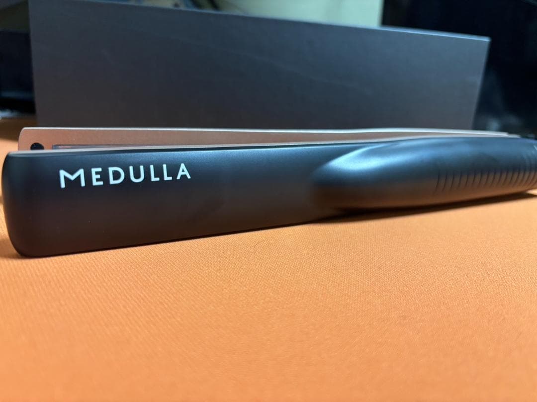【美品/付属完備】MEDULLA コードレスヘアアイロン 黒