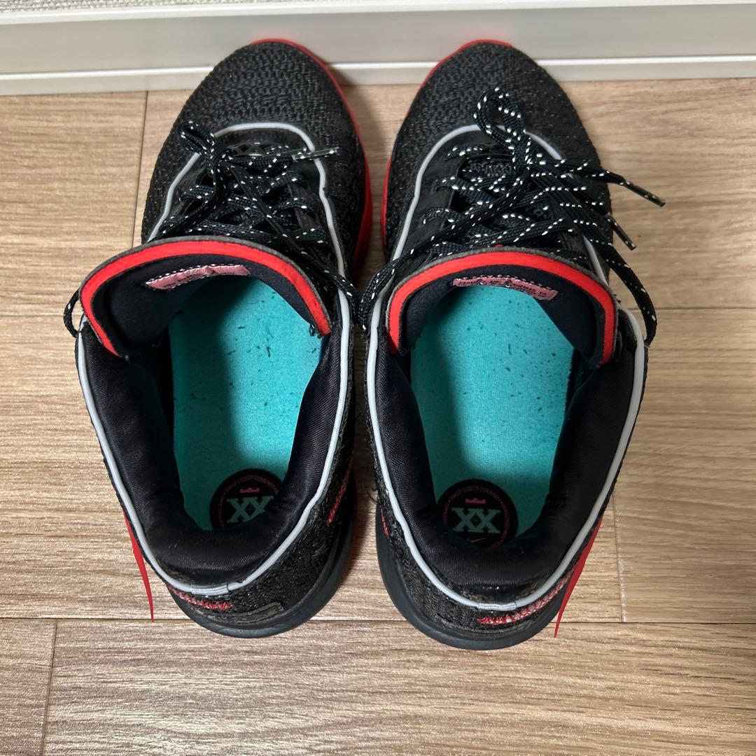 シューズ(男性用) NIKE LEBRON 20