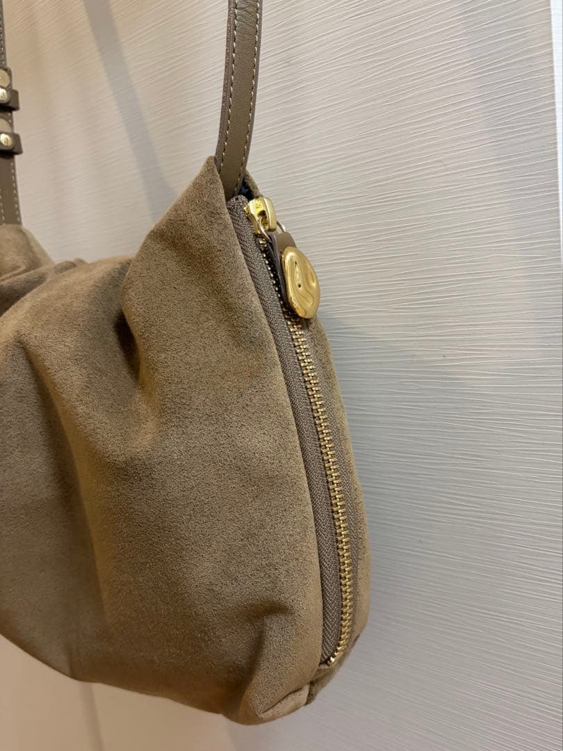 スエードワンハンドルバック