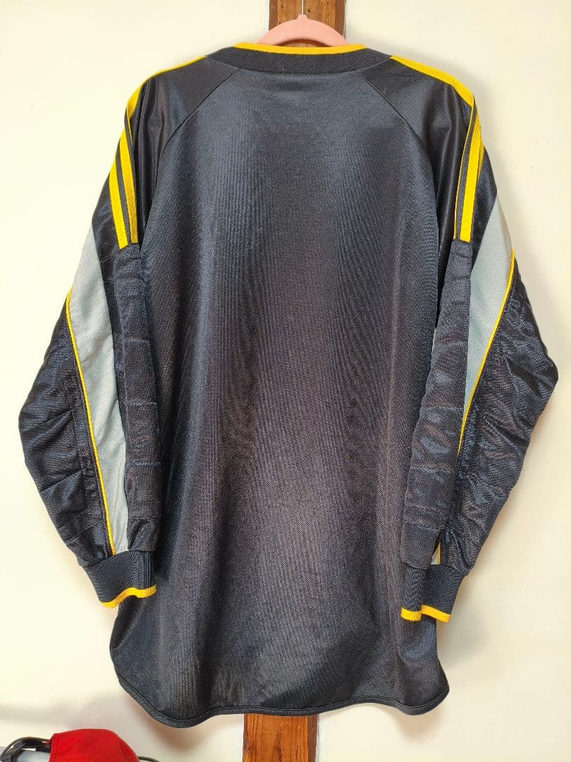 日本代表 ゴールキーパーサッカーウェア 長袖アディダス