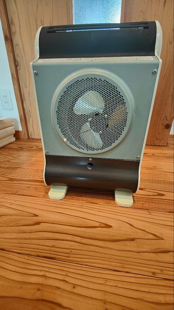 イワタニ　風暖　ガスファンヒーター　防災用品にも⭕️