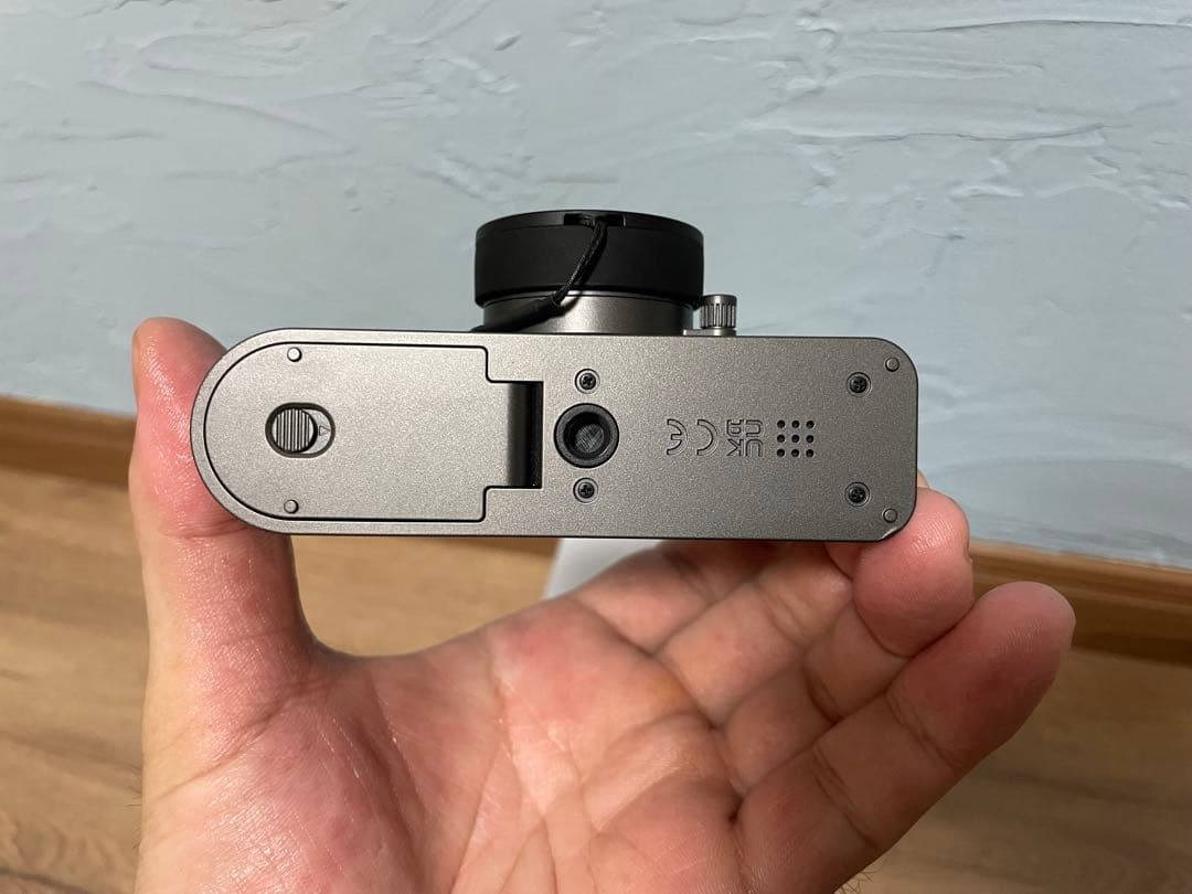 値下げFUJIFILM X-half （xハーフxhalf）チャコールシルバー