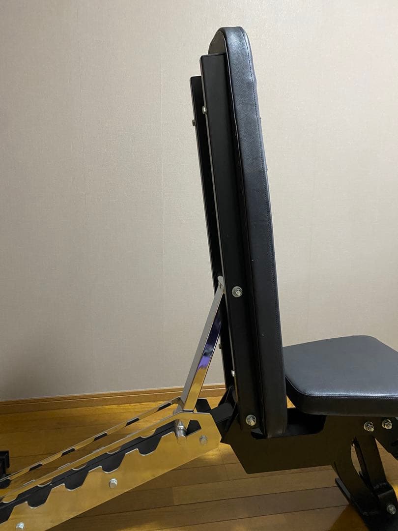 iROTEC PRO アイロテックプロ　ワークアウトベンチ　準業務用