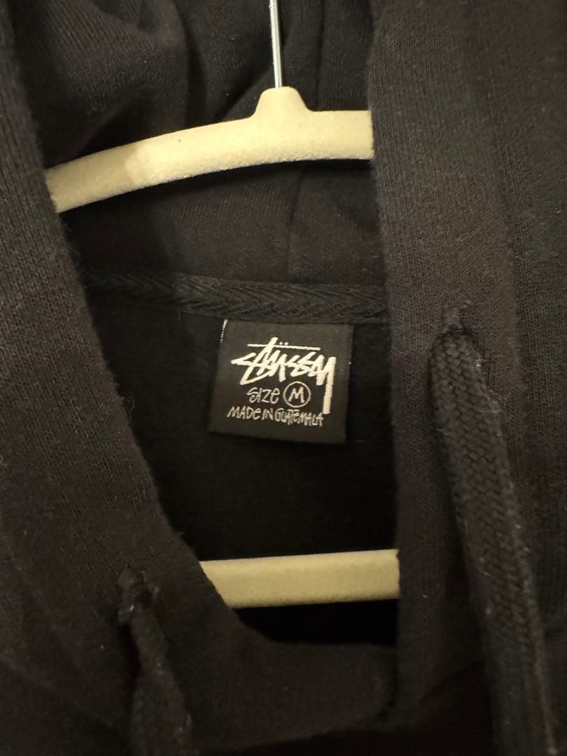 お値下げしました！ BASIC STÜSSY HOODIE ブラック Mサイズ