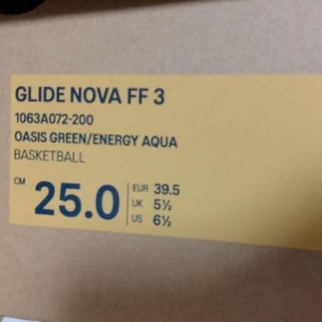 アシックス　ASICS　バッシュ GLIDE NOVA FF 3 ミントグリーン