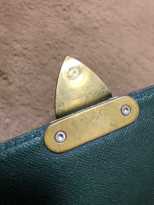 ルイヴィトン・タイガ　ビジネスバック