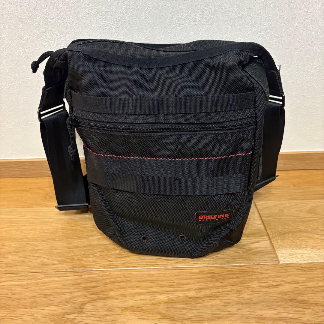 美品　BRIEFING ブリーフィング　デイトリッパー　S ショルダーバック