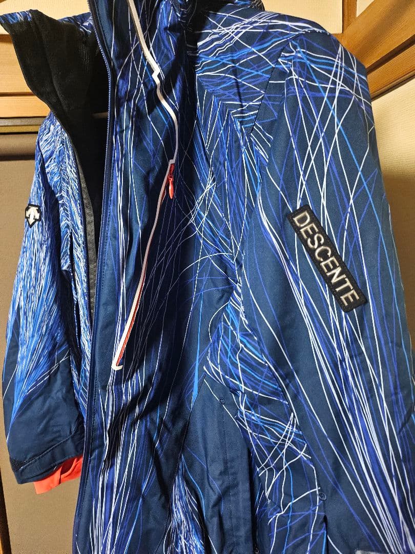 DESCENTE スキーウェア ネイビー/青のストライプ