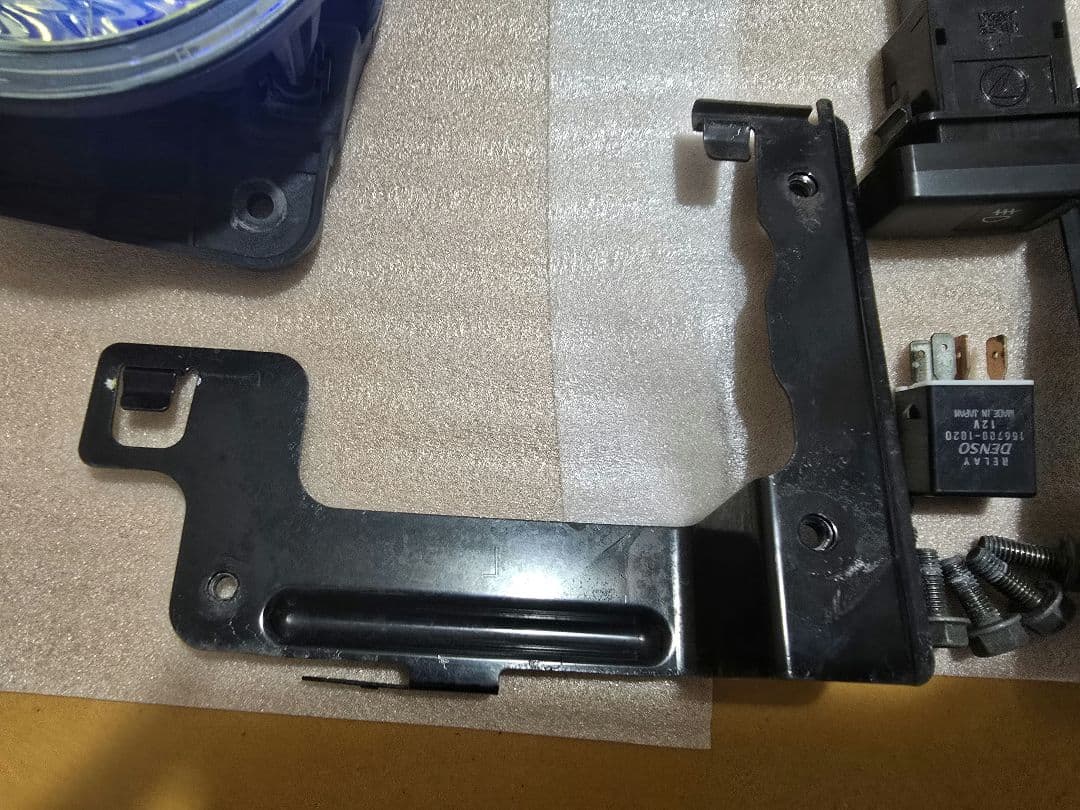 スバル インプレッサ WRX sti GDB GDA 涙目　純正フォグランプ