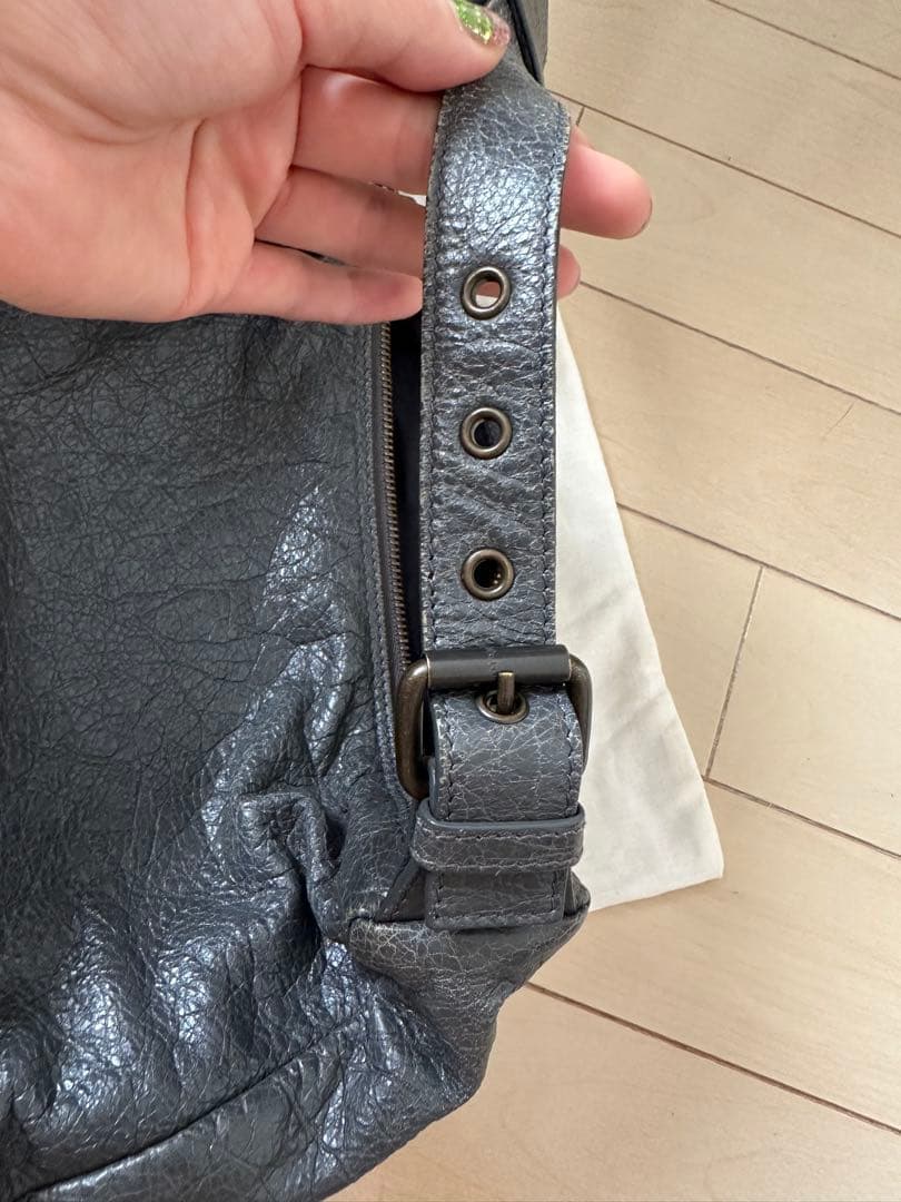 バレンシアガ バッグ　ショルダーバッグ