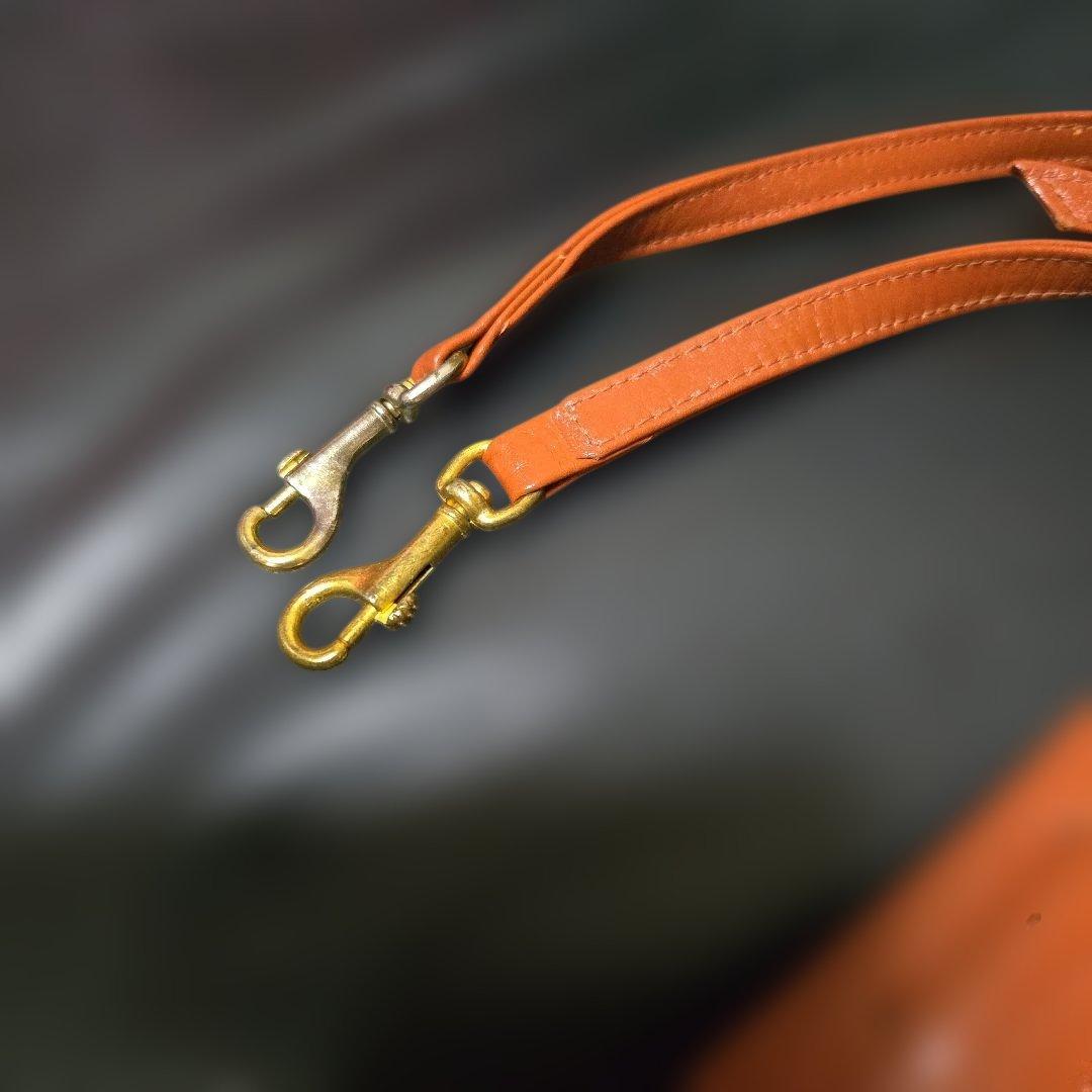 お値下げ❗MCMロゴ入りブラウンレザーボストンバッグ