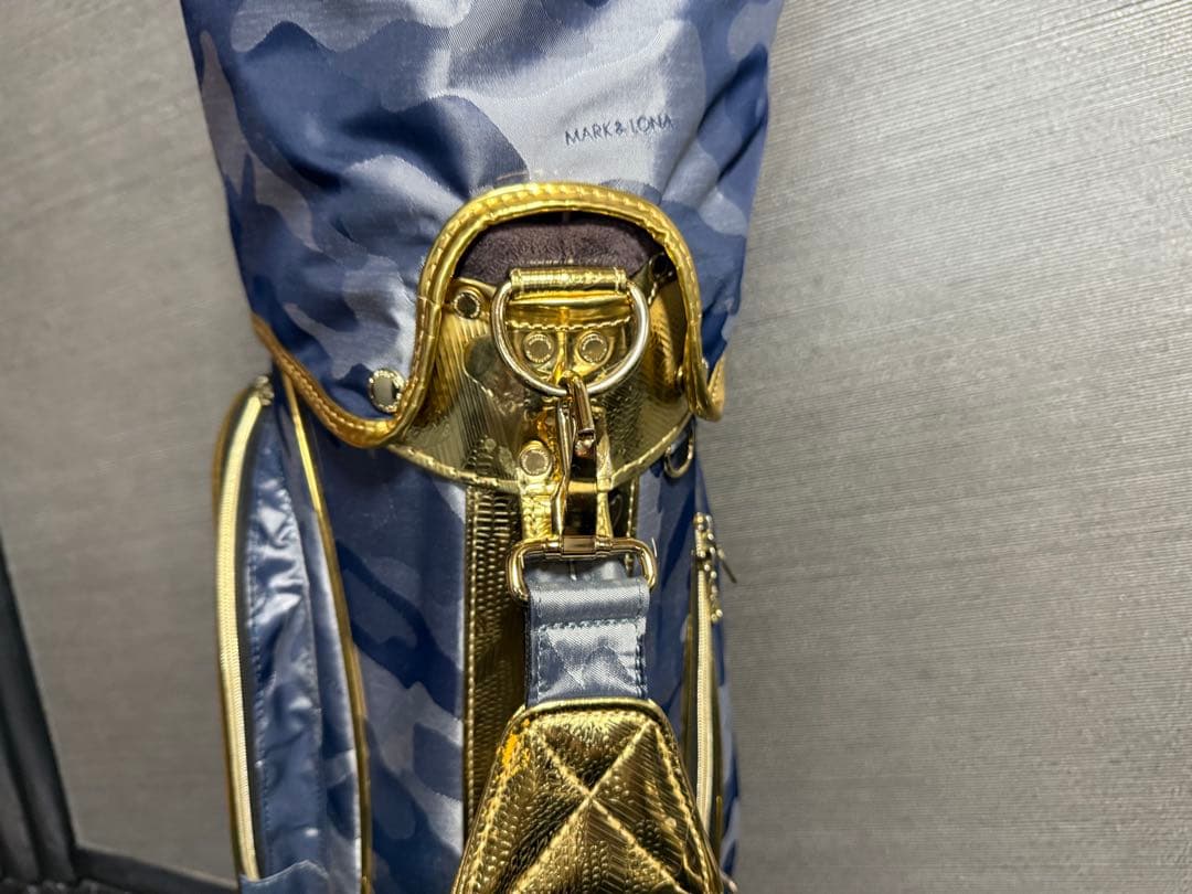 MARK & LONA 迷彩柄キャディバッグ　国内正規品 超人気カラーです！