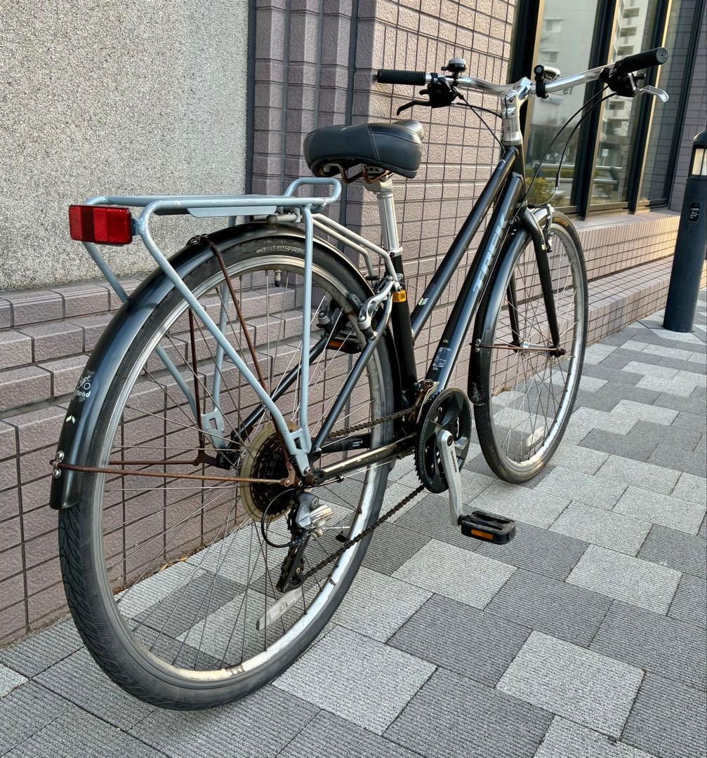 トレック　Trek Allant. クロスバイク　24段　東京