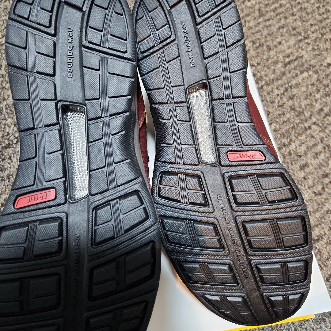 ニューバランス　本革シューズ24.5