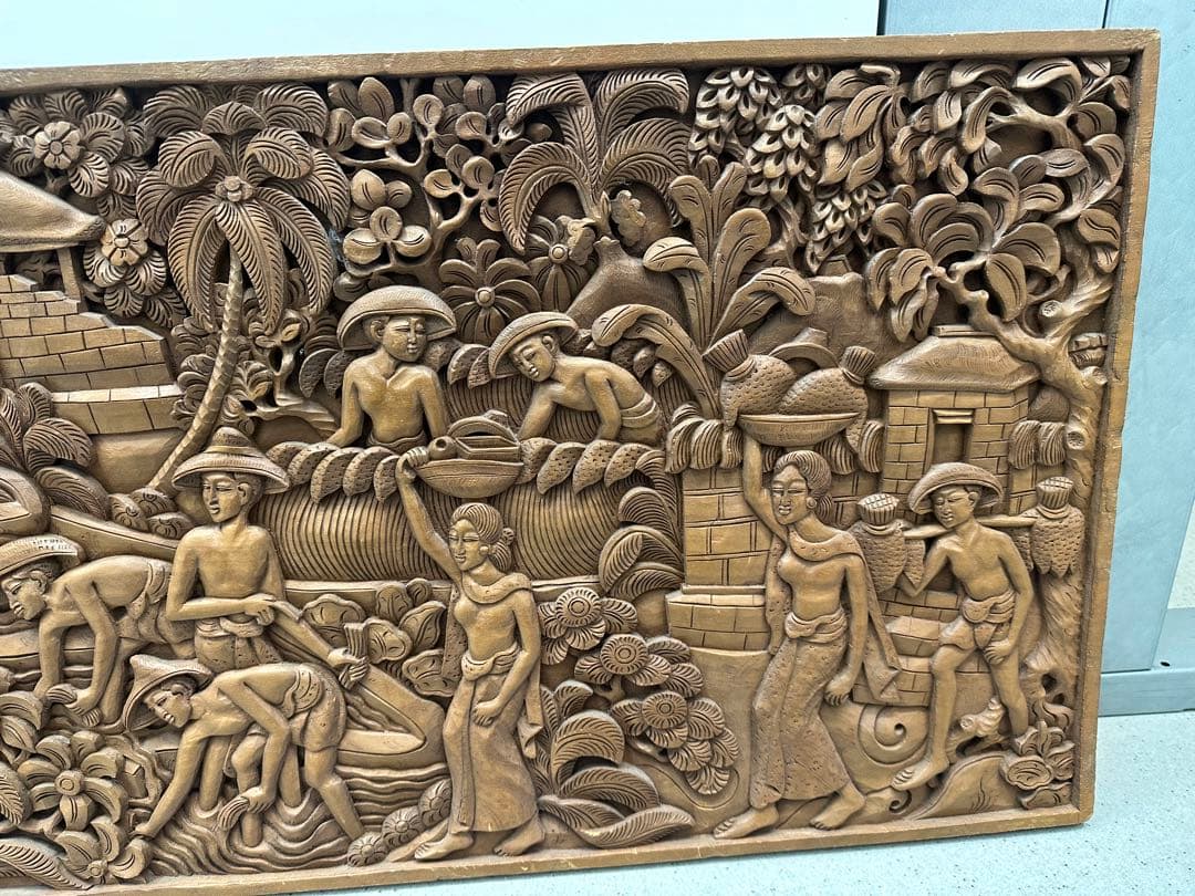 アジアン雑貨 木製 壁掛け(バリ島産、一刀彫り、扁額)