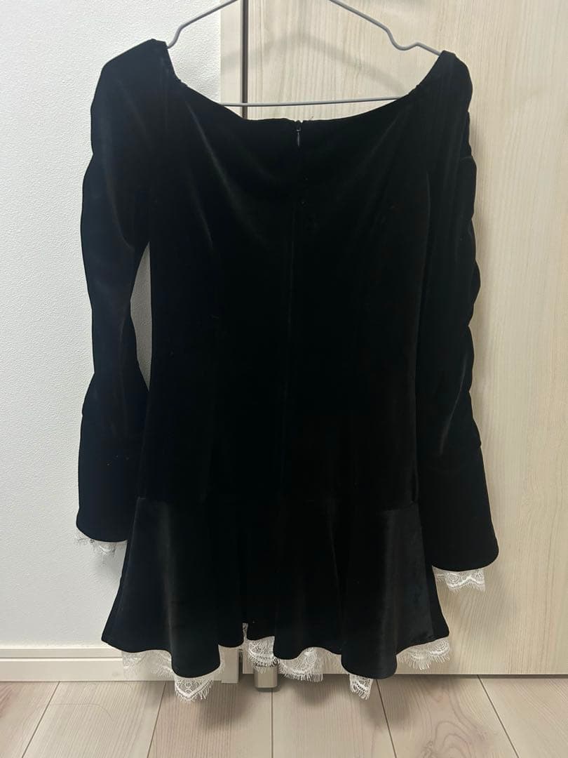 ワンピース M me eme Classical velvet mini onepiece