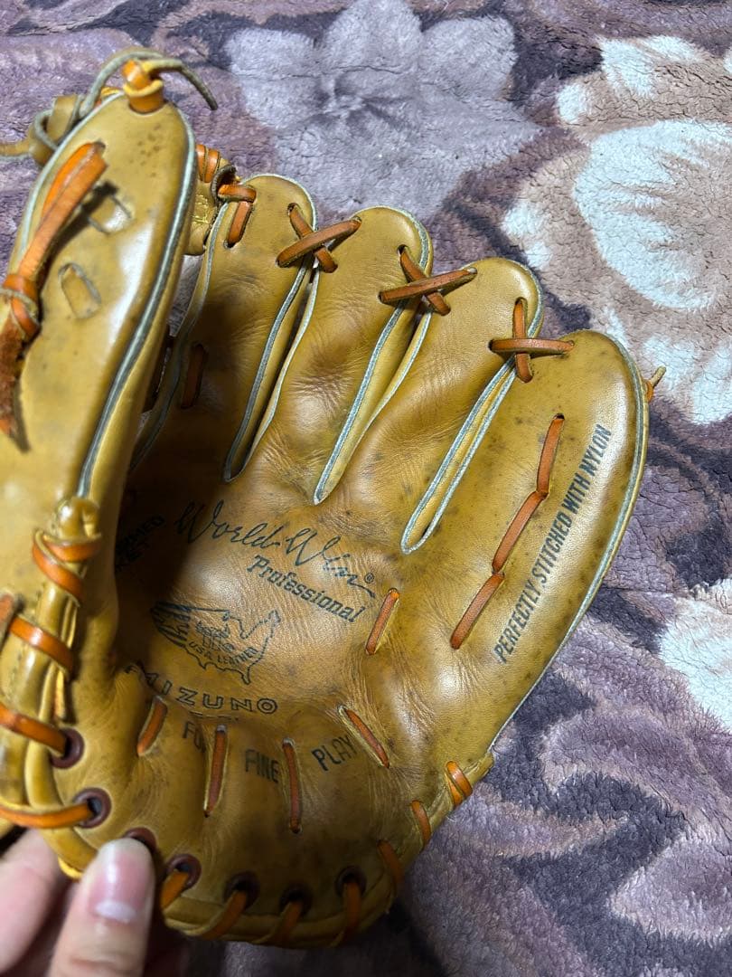 赤カップ　ミズノ　ワールドウィン　硬式　外野　グローブ　当時物　昭和レトロ