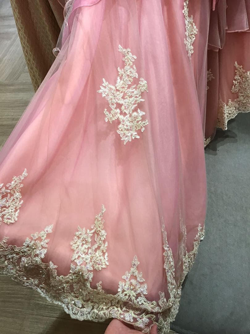 エメ。カラードレス