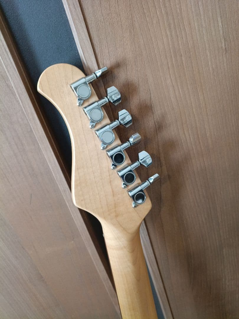 Bacchus UniverseSeries BST-1R DLPB　ギター