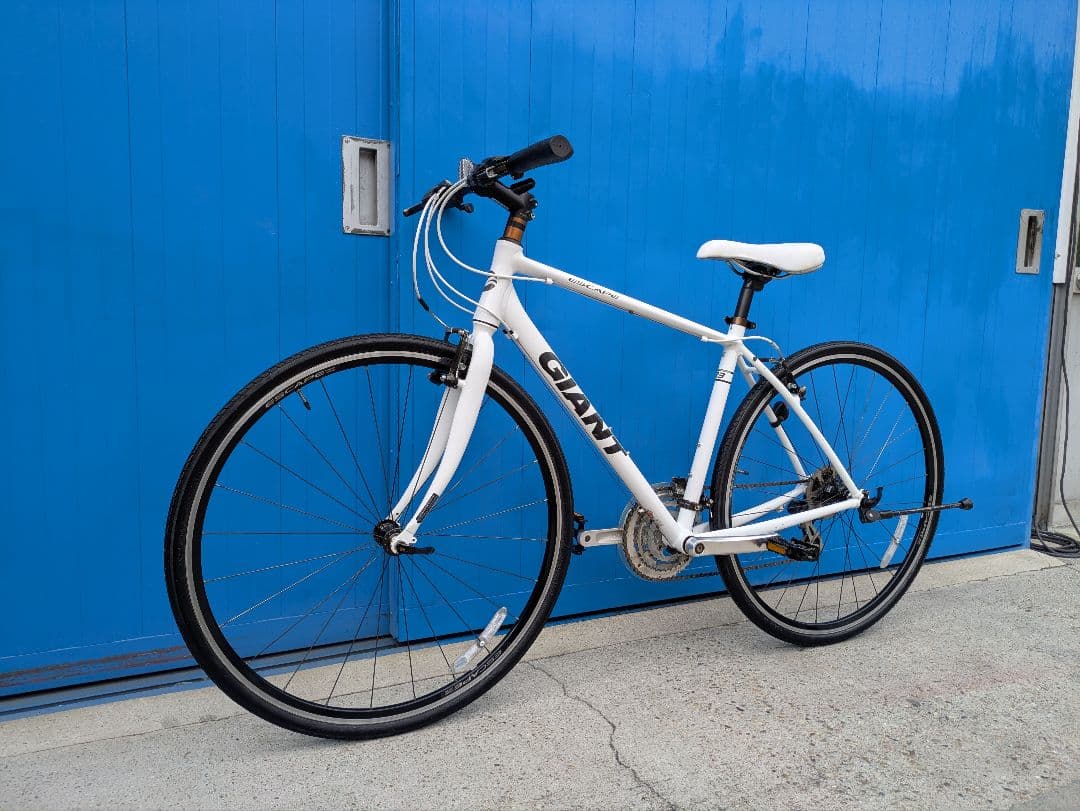 美品　GIANT ESCAPE R3 GIANT クロスバイク 名古屋引取