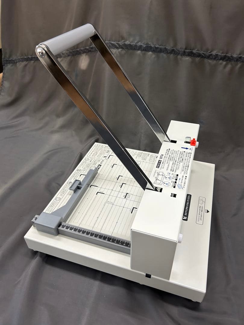 PLUS 断裁機PK-513LN