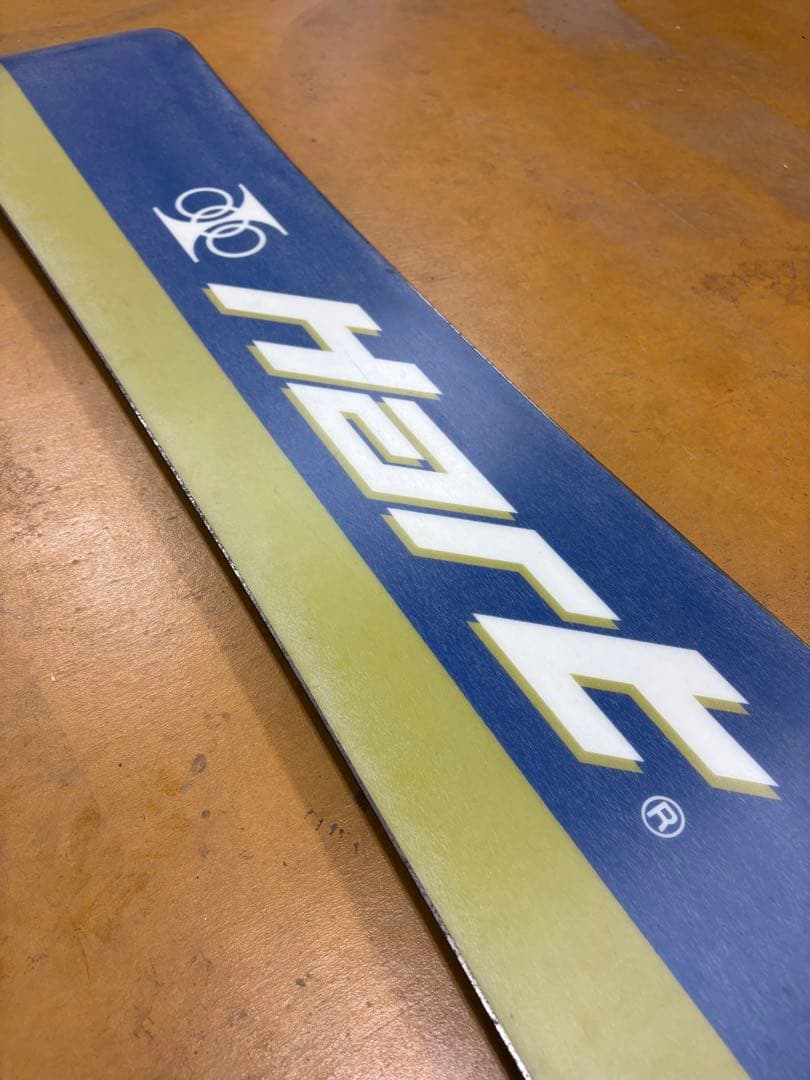 HATE スノーボード 155cm 青/黒　　板のみ