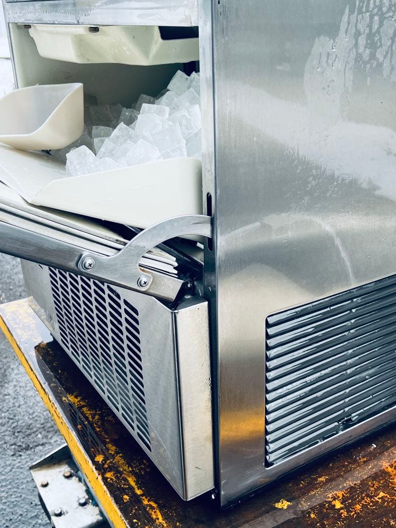 三洋全自動製氷機　SIM-S48A