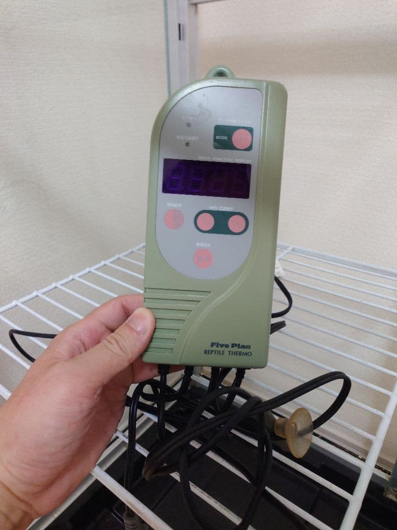 ピカ　温室　ショーケース 4段 アルミ製 ファン付き