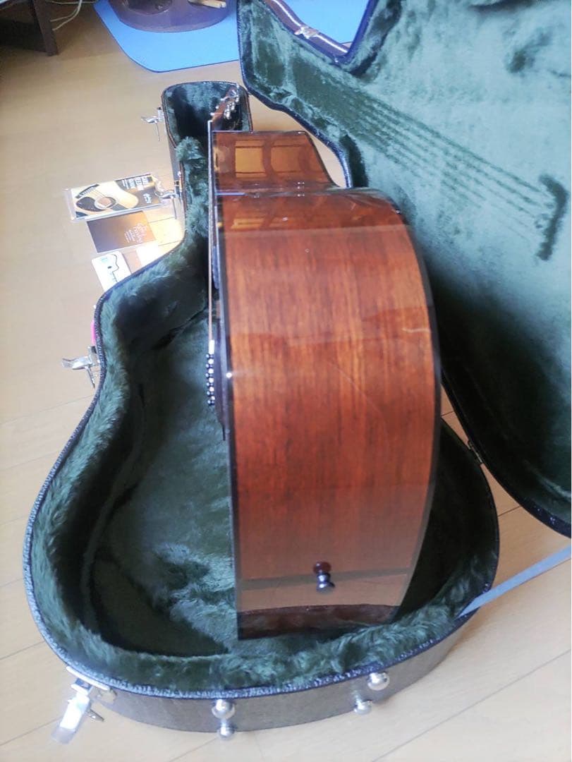 Martin D-18 Ambertone 2022年製