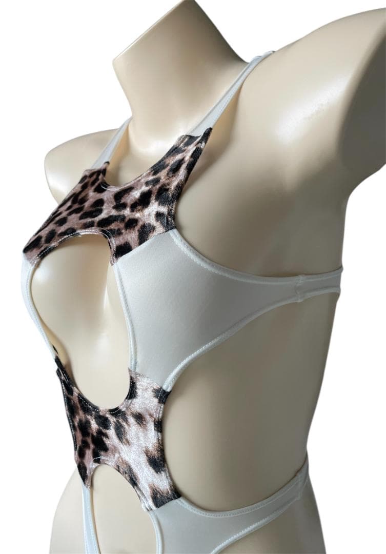 レオタード　ハイレグ　穴あき　クラシックレオパード×オフホワイト