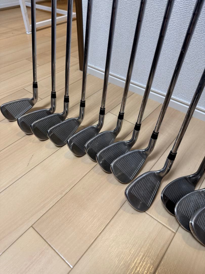 ゴルフクラブセット　初心者〜中級者向けフルセット　テーラーメイドゴルフクラブ