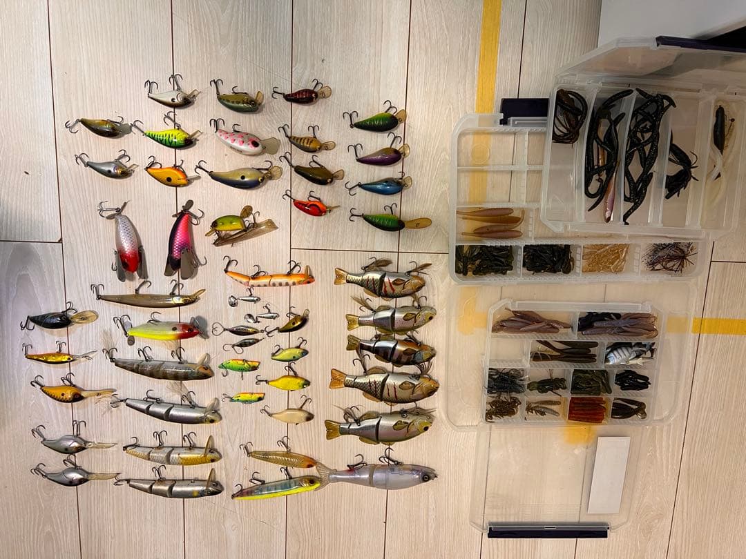 【バス釣りセット】ロッド６本・リール6台・バッカン・ウェストバック・ルアー各種