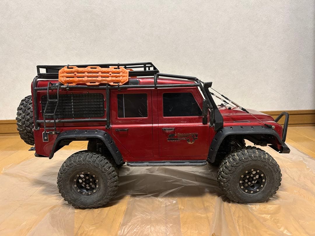TRAXXAS TRX4 Land Rover Defender ディフェンダー