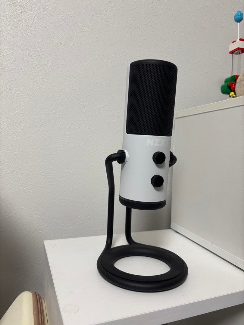 配信機器・PA機器・レコーディング機器 NZXT capsule white