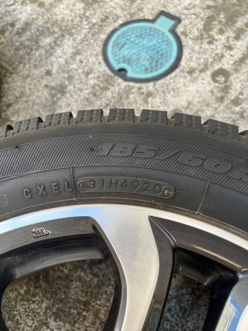 ☆送料込み１６インチホイール付きスタッドレスタイヤ4本セット