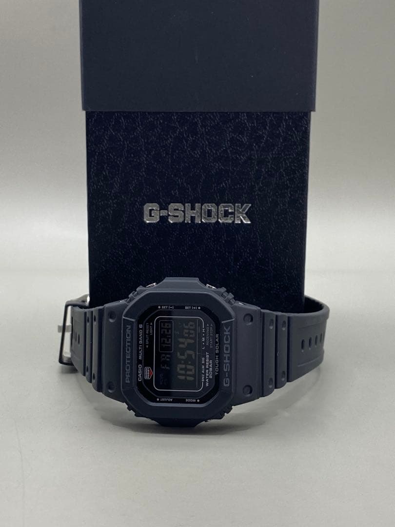 [美品]CASIO G-SHOCK ソーラー ブラック腕時計 GW-M5610U
