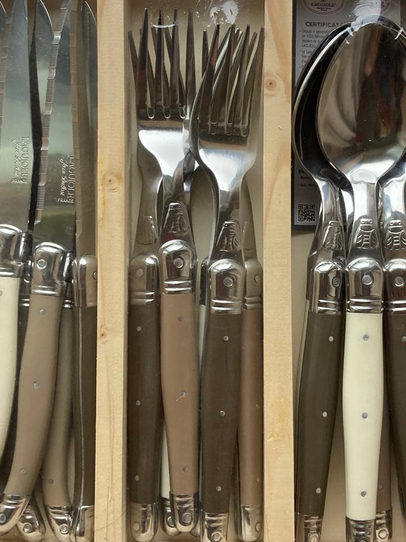 ラギオール LAGUILE カトラリー 24本セット 木箱付 3色✖️各2本✖️4種