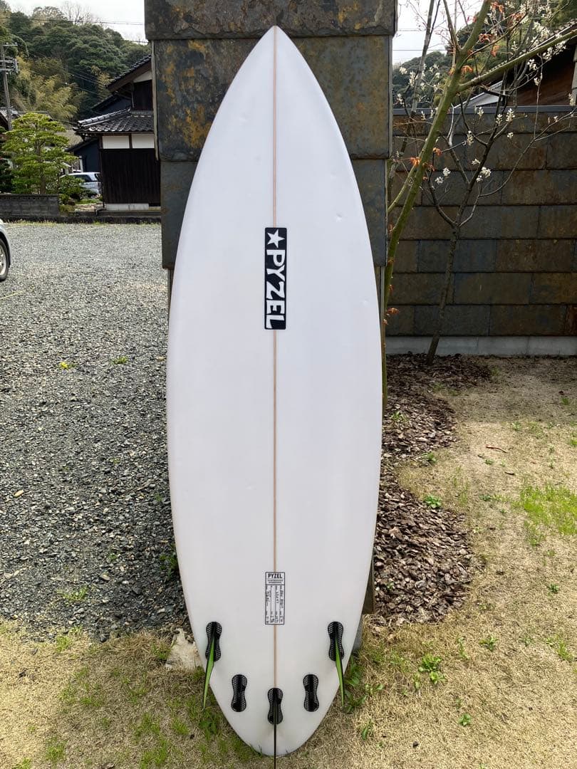 ノン使用感ありPYZEL Mini Ghost 5’10”フィン＆パッド付