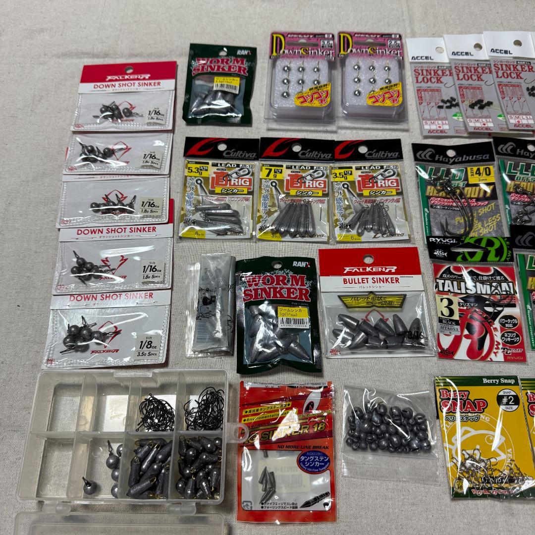ブラックバス 引退セット ワーム ルアー シンカー フック等 BOX付き
