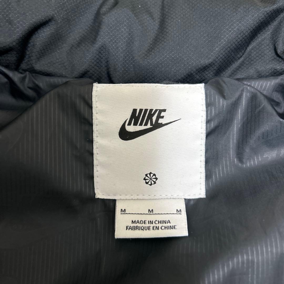 Nike ブラック ダウンジャケット M
