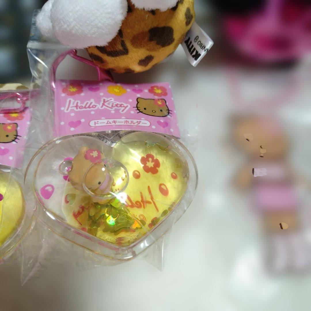 ハローキティ　マスコット　ポーチ　ドームキーホルダー　タイルシール　まとめ