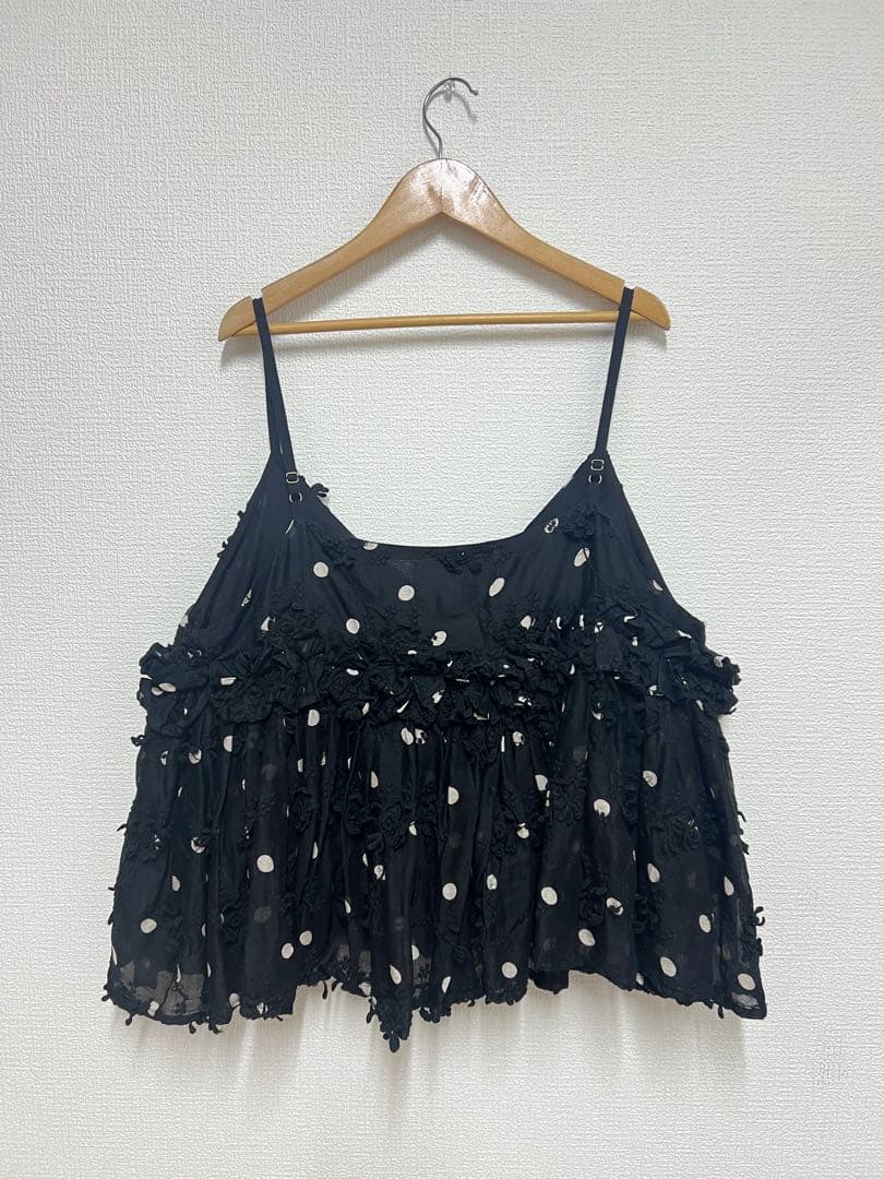 crinkle crinkle crinkle 3Dエンブロイダリードットキャミ