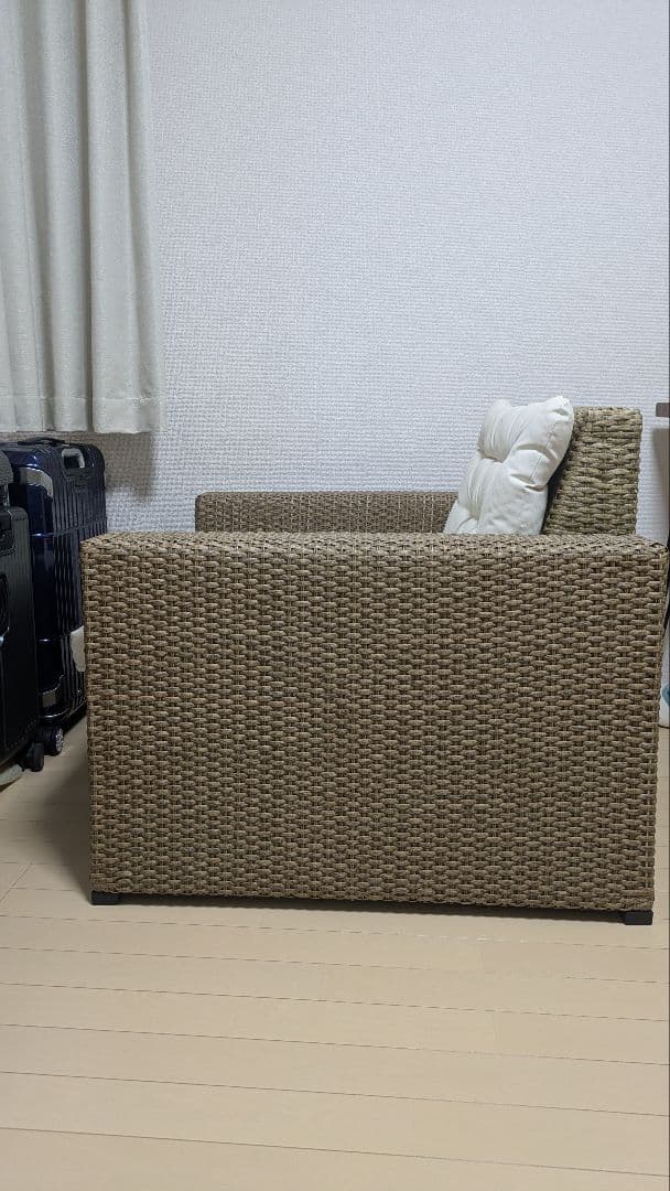 ラタン風デザイン アームチェア　SOLLERON ソッレローン