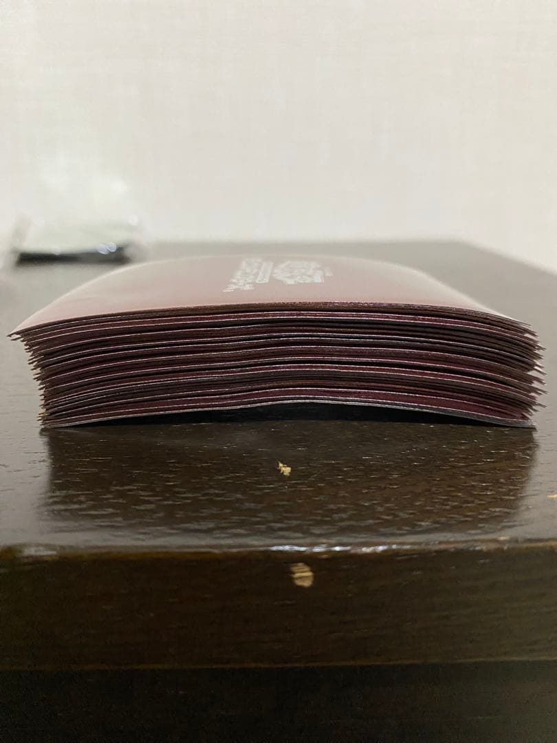 遊戯王 初期ロゴ 公式スリーブ メタリックレッド　メタリックグリーン セット