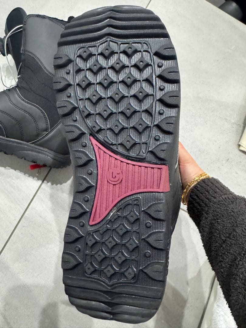 バートン Mint BOA スノーボードブーツ ブラック 23.5キッズ