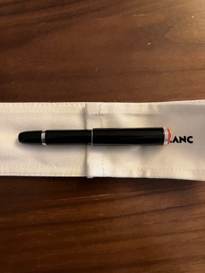 MONTBLANC ボールペン ベビー　ヘリテージコレクション