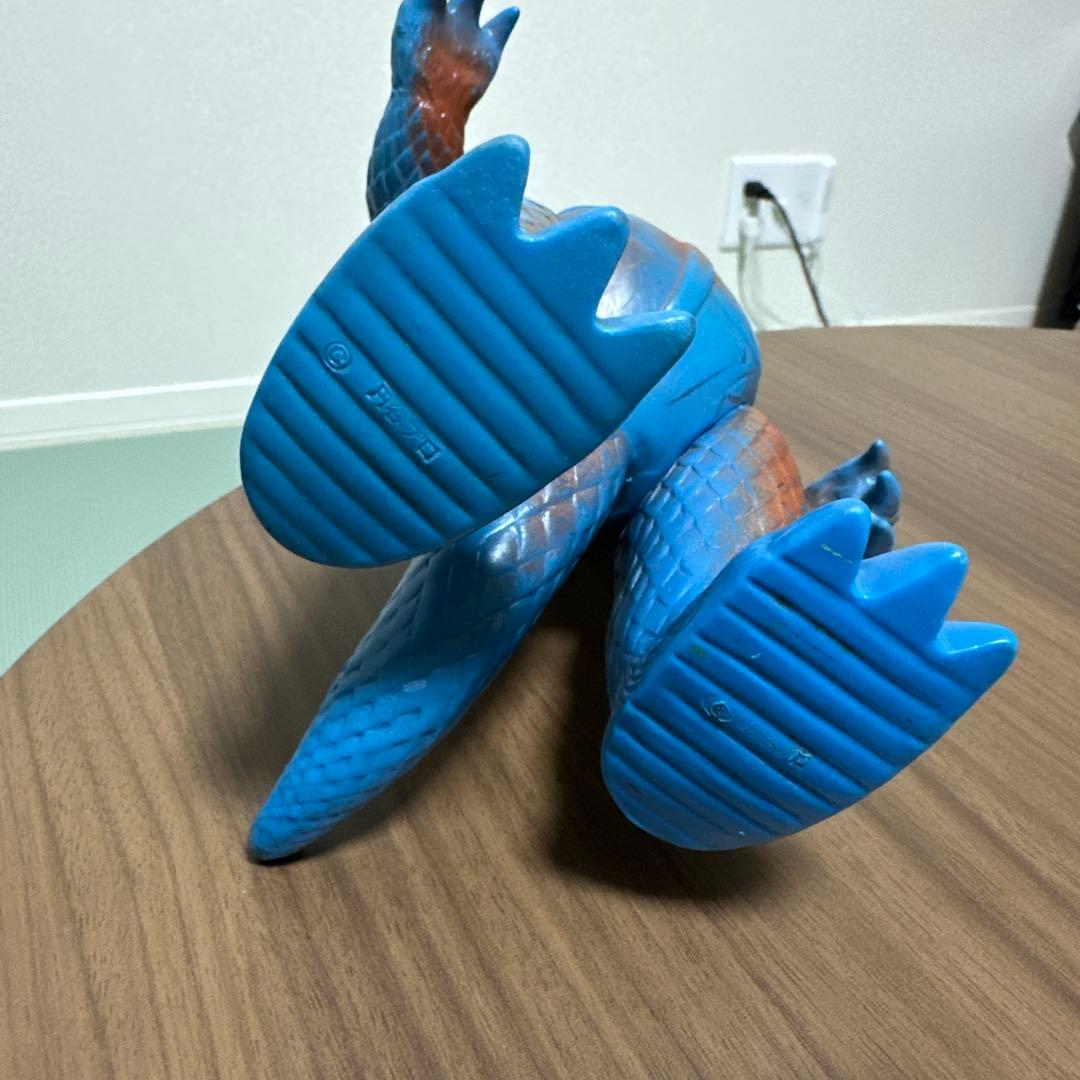 希少　マルサン　ゴメス　ウルトラQ 当時物　ソフビ