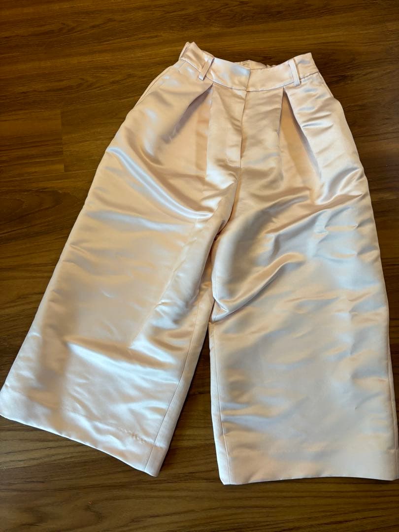 【Heve】サテンフレアガウチョパンツ　ピンク　36