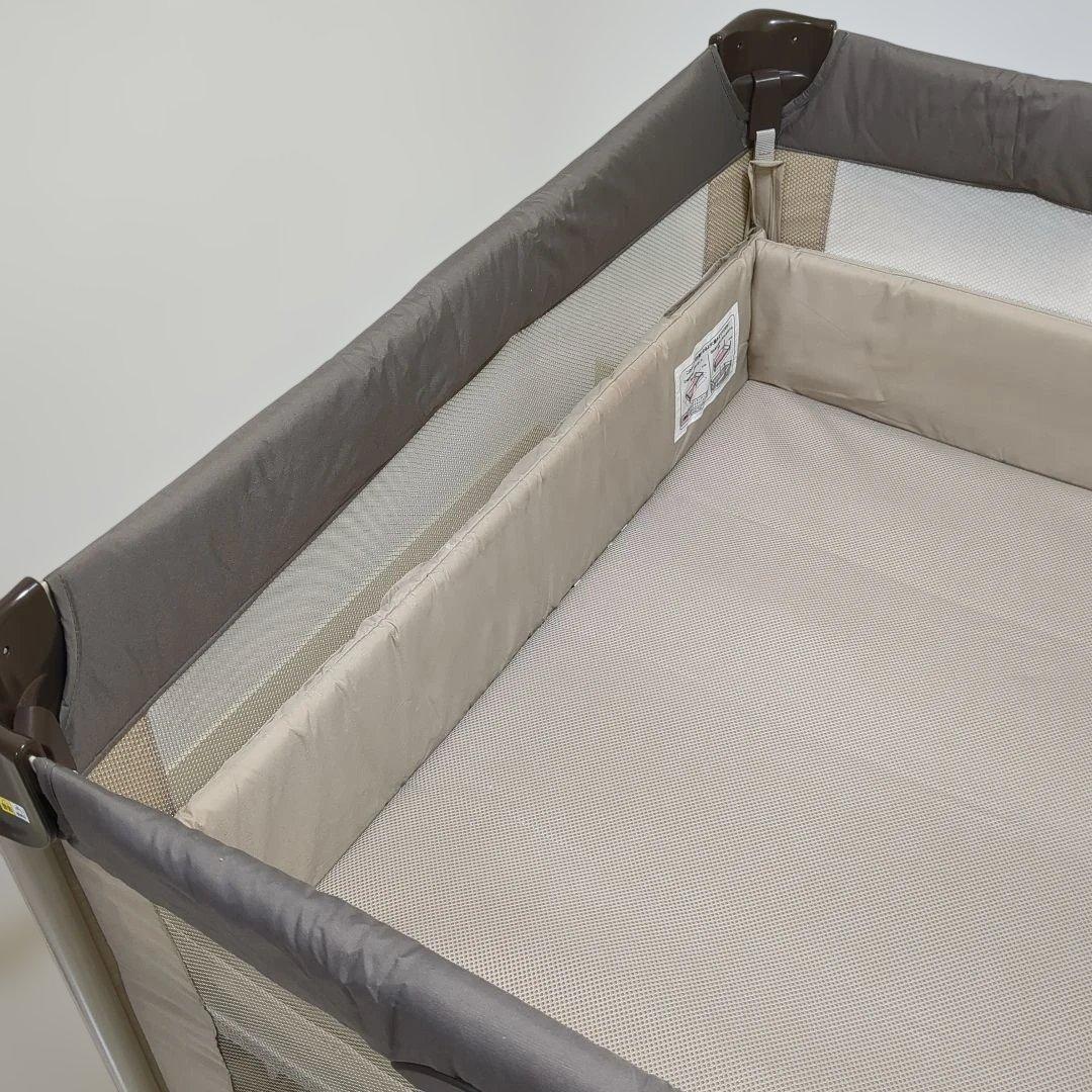 アップリカ　ココネルエアーab　折りたたみベビーベッド　ココアブラウン